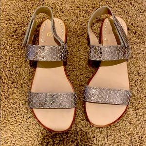 Johnston and Murphy Women’s sandals size 7.5